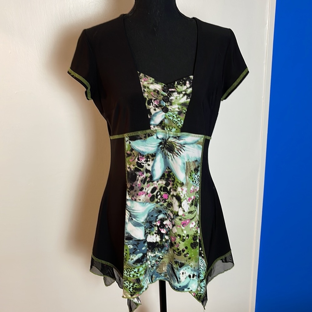 Ladies BALI Dressy Top
